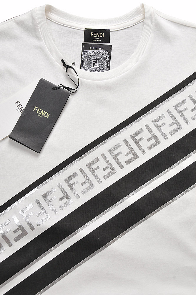 Mens Designer Clothes | FENDI men's cotton t-shirt with front FF print 52