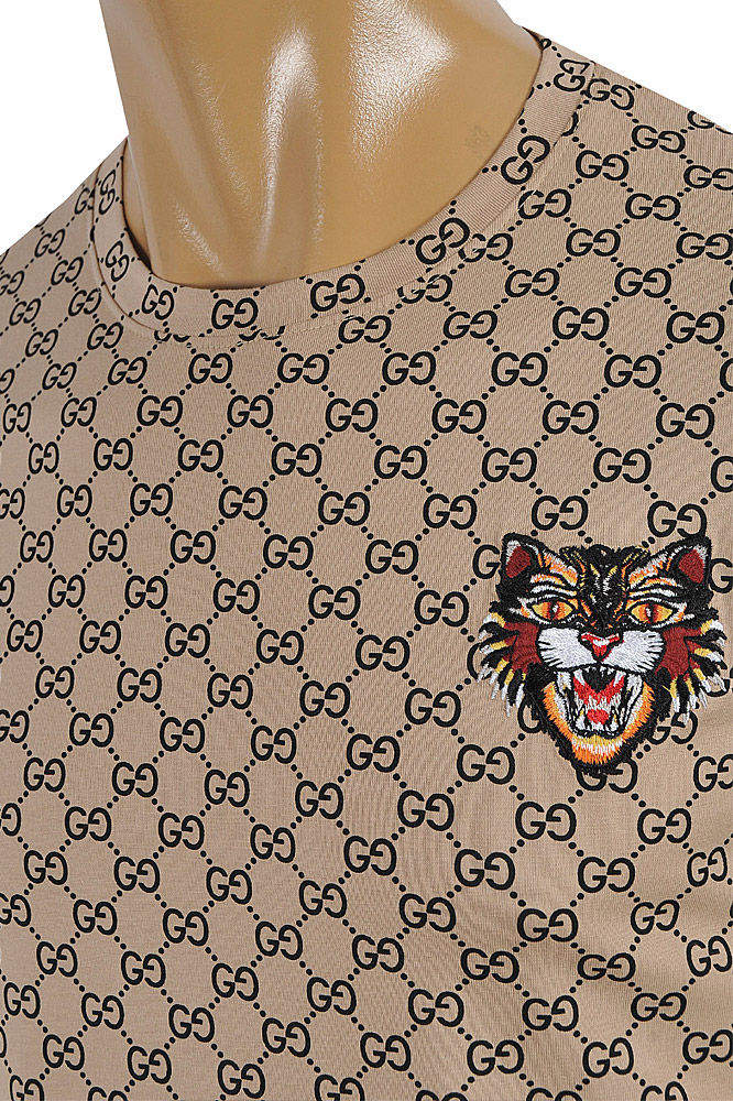 Mens Designer Clothes | GUCCI Cotton T-Shirt with Angry Cat Embroidery #245