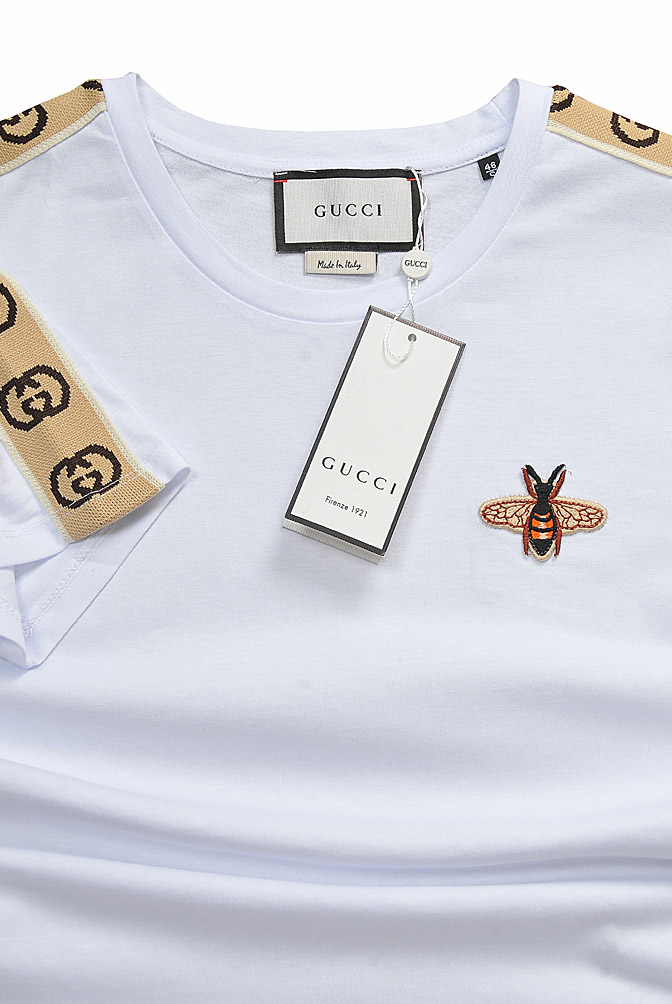 Mens Designer Clothes | GUCCI Menâ??s cotton t-shirt with Bee appliquÃ© 280