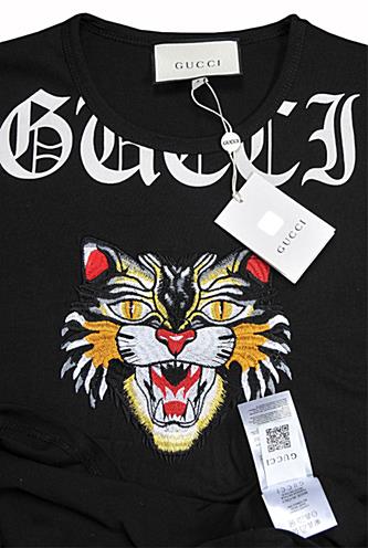 Mens Designer Clothes | GUCCI Cotton T-Shirt with Angry Black Cat Embroidery #214