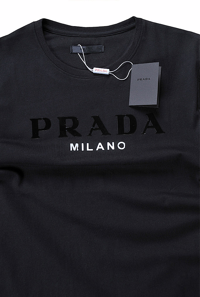 Mens Designer Clothes | PRADA Men's t-shirt with front logo print 118