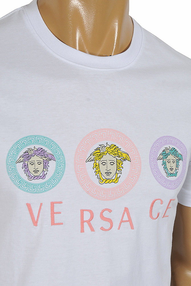 Mens Designer Clothes | VERSACE men's t-shirt with front logo print 113