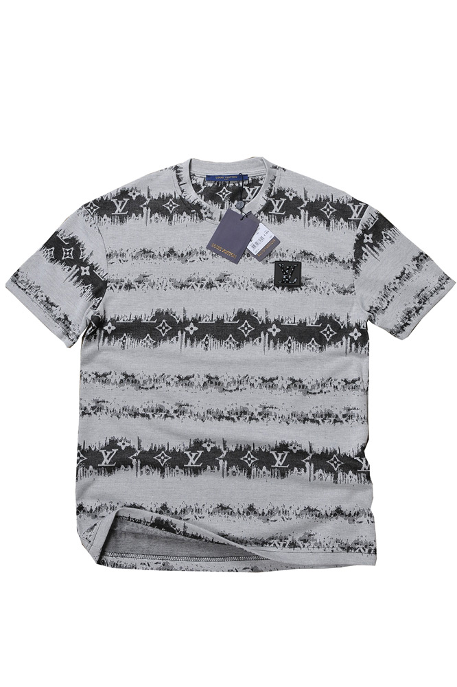 Mens Designer Clothes | LOUIS VUITTON Monogram Bandana Printed T-Shirt 34